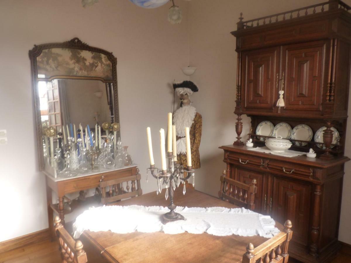 L'Arum Antique Sainte-Catherine-de-Fierbois المظهر الخارجي الصورة